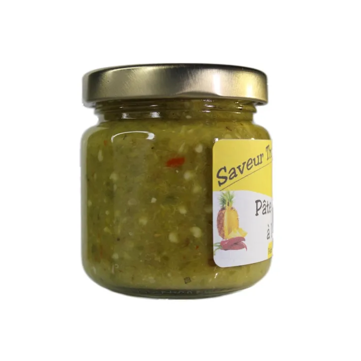 Texture de la pâte de piment à l’ananas – piment oiseau et ananas Victoria